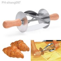 Kitchen Baking Stainless Steel Rolling Dough Cutter for Making Croissant Cake Decorating Tools Rolling Knife for Croissant Bread