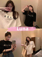 Luna shop?（พร้อมส่งจากกทม มาถึงใน 3-5 วัน）?เสื้อผ้าเกาหลี?เสื้อแฟชั่นผญ2023 เสื้อ oversize เกาหลี สีขาว สีดำ bf y2k เสื้อผ้าหลวม ins รูปแบบตัวอัก