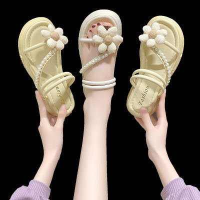 Fairy style, sweet flowers, two wearing sandals for women in 2023 summer, new pearl thick sole sloping heel sandals for external wear