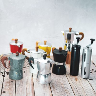 mokapot 3cup (150 ml) +ที่บดกาแแฟมือหมุน (สแตนเลส) หม้อต้มกาแฟสด อลูมิเนียมอัลลอยมีน้ำหนักเบา แข็งแรง ทนทาน เครื่องชงกาแฟ