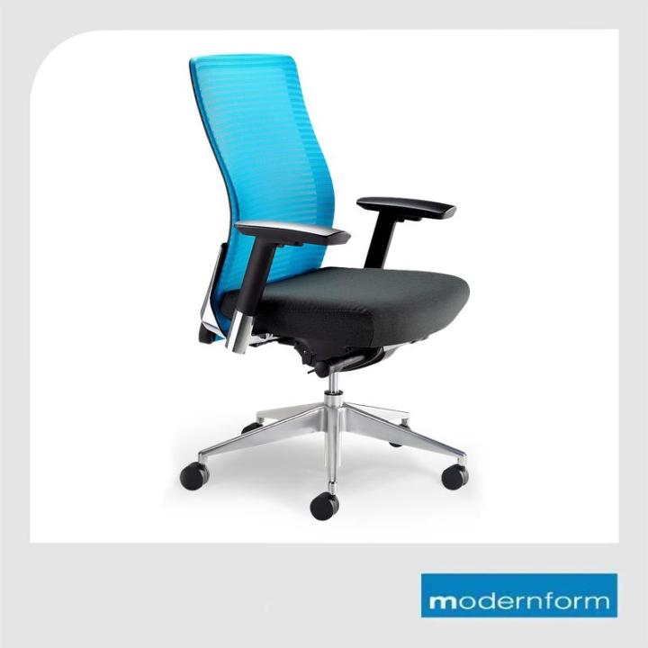 modernform-เก้าอี้สำนักงาน-รุ่น-series15-เบาะสีดำ-พนักพิงกลาง-สีฟ้า-เก้าอี้ทำงาน-เก้าอี้ออฟฟิศ-เก้าอี้ผู้บริหาร-เก้าอี้ทำงานที่รองรับแผ่นหลังได้ดีเป็นพิเศษ-พนักพิงหุ้มด้วยตาข่าย-ปรับที่วางแขนได้-3-ทิศ