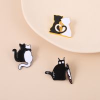 Cute Cartoon Black White Cat Enamel Brooch Hugging Cats Brooches Animal Backpack Lapel Badges Jewelry Gifts For Friends