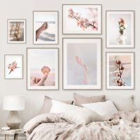 Nordic Wall Art ภาพวาดผ้าใบโปสเตอร์และภาพพิมพ์สำหรับห้องนั่งเล่นตกแต่งภายใน: สีชมพูพลัม Kapok ดอกไม้ Shell ตกแต่งโมเดิร์น