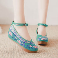 Veowalk Chinese Spring Fashion Woman High Heel Old Peking Cloth Casual Shoes Women Flower Embroidered Wedges Platform Pumps