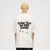 เสื้อยืดแขนสั้นพิมพ์ลายแฟชันผ้าคอตตอนน้ำหนักมากเสื้อยืดเสื้อผ้าคู่รักไหล่กันตกสำหรับฤดูร้อนลูกเต๋าพิมพ์ตัวอักษรขนาดใหญ่ปี300
