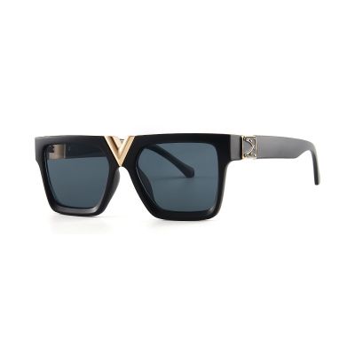 MERCELYN Luxury Brand Unisex Sunglasses for Men and Women Square Fashion Glamour Ladies Oculos De Sol UV400