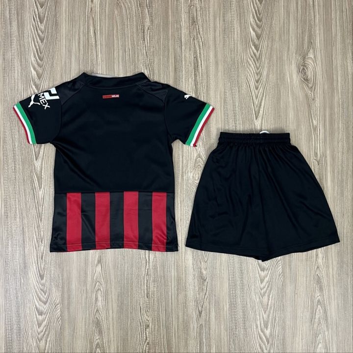 ชุดฟุตบอลเด็ก-ชุดกีฬาเด็ก-เสื้อทีมac-milan-ซื้อครั้งเดียวได้ทั้งชุด-เสื้อ-กางเกง-ตัวเดียวในราคาส่ง-สินค้าเกรด-a