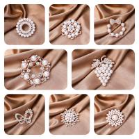 1pc New Pearl Rhinestones Metal Brooch Pins Fashion Clothing Accessory Jewelry For Women Men Wedding Bridal Party Brooch Pin