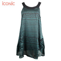 iCONiC GREEN POKKY TOP #5824 เสื้อผญ ผ้าซาติน ลายกราฟฟิก สีเขียว ตัดต่อช่วงคอ เสื้อแฟชั่น เสื้อผญแฟชั่น เสื้อไฮโซ เสื้อออกงาน เสื้อดอกไม้