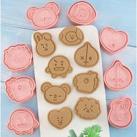 ELEGANT 8Pcs/set Cute Cookie Cutters Plastic 3D Cartoon Pressable Biscuit Mold Cookie Stamp Kitchen Baking Pastry Bakeware Tools