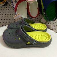 รองเท้า Crocs รองเท้าแตะชายหาด สำหรับผู้ชาย และผู้หญิง 205852