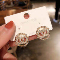 ต่างหูวงกลมคู่ฝังเพชรแฟชั่นสำหรับผู้หญิงทองเงินแบบเรียบโลหะ Rhinestone ขนาดเล็กของขวัญเครื่องประดับ