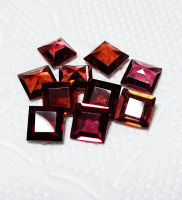 พลอยแท้ Garnet Natural Gemstones โกเมนแดง พลอยธรรมชาติแท้ 100% 5x5 mm ขายโล๊ะยกล็อต 10 เม็ด