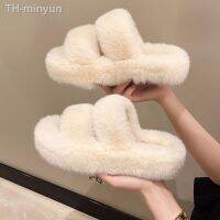 minyun Sapatos para Mulheres sandália 2023 New Fluffy Fur Chinelos Quente Cor Sólida Versátil Adorável Calçado Soft Planos