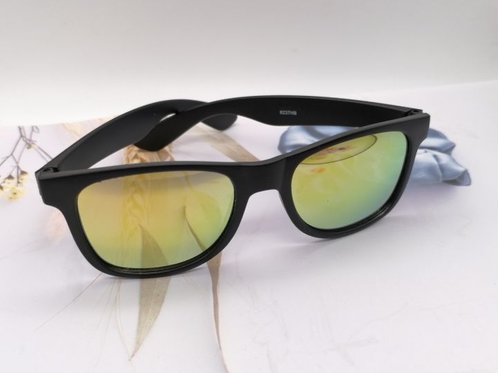 ขายดี-แว่นตากันแดด-แว่นตาแฟชั่น-เลนส์-polarized-ทรงสวย-ถนอมสายตา-เลนส์ปรอท-ขาคละสีตามเลนส์-สินค้าพร้อมส่งในไทย-รุ่น-8237hb