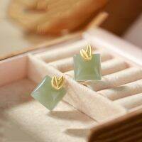 ต่างหูหยกสีเขียวอารมณ์เล็ก Royal Gold-Plated Bamboo Leaves Female Earrings