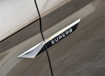 Car Original Side Wing Fender Door Emblem Badge Sticker Trim Car Styling 4PcsSet For Superb 2017 2018