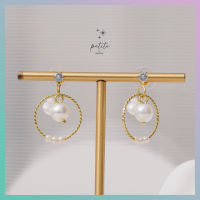 [petite by PRAKYRE] Sakura Dangle Earrings - ต่างหูห้อยดอกไม้ประดับด้วยมุกและเพชรแบบสาวหวาน