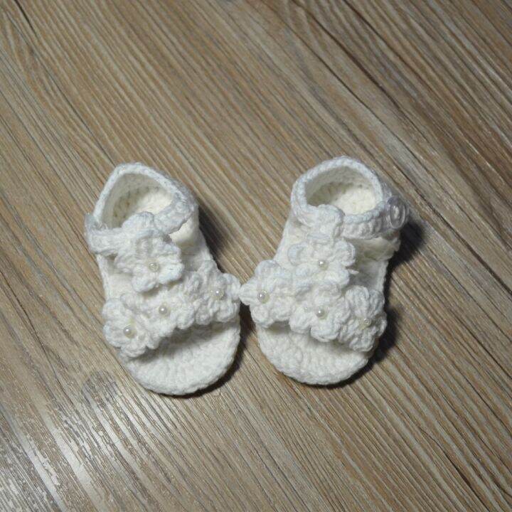 qyflyxueqyflyxue-crochet-baby-shoes-baby-girl-white-flowers-flip-flops-baby-toddler-shoes