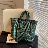 [COD] 2022 autumn and winter new one-shoulder womens bag Messenger portable large-capacity padded personality space down