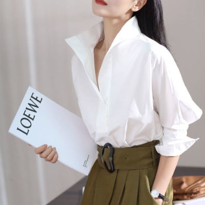 [Spot] Early Autumn New Korean style bat three-quarter sleeve shirt Womens loose lapel white shirt fashionable top womens 2023