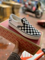 Vans Slip-On Checker Board รองเท้าผ้าใบแวนส์ลายตารางขาว-ดำ โดดเด่น มีสไตล์ พร้อมของแถมในกล่อง จัดส่งฟรี!!! 1-2วันรับของ