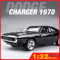 KLT 1:32อย่างรวดเร็วและรุนแรง7ที่ชาร์จ Dodge ของเล่น1970โมเดลรถยนต์โลหะอัลลอยรถ Diecast ของเล่นสำหรับเด็กของเล่นสำหรับเด็กของเล่นสำหรับรถบรรทุกรถรถยนต์ของเล่นเบาและเสียงเบา