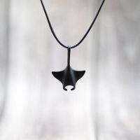 2023 New Marine Life Manta Ray Necklace For Men Minimalist Long Black Rope Collar Ocean Love Jewelry Summer Beach Surfing Colar 【hot】niloli