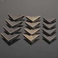 ﹍ 4Pcs Antique Bronze Decorative Metal Edge Corner Protector Cover 3-Sided with Nails for Table Jewelry Chest Wine Gift Wooden Box