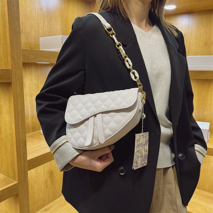 french-small-color-one-shoulder-bag-new-2022-popular-saddle-bag-sense-fashion-chain-handbag-oblique-ku-ling-lattice