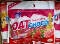 OAT CHOCO (Strawberry) ขนมข้าวโอ้ต ธัญพืชอัดแท่ง รสสตอเบอรี่ ขนาด 400 g.