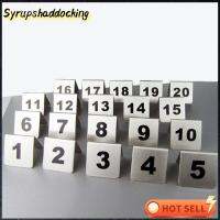 SYRUPSHADDOCKING เลขโต๊ะสองหน้าสแตนเลสเลข1ถึง25ตัวป้ายบัตรสองด้าน1.8 "X 2" ป้ายเต๊นท์ตั้งโต๊ะป้ายแต่งงาน,ปาร์ตี้,เหตุการณ์