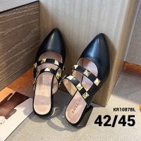 รองเท้าไซส์ใหญ่ 42EU แตะไซส์ใหญ่ ปิดหัว Elegant Shiny Shoes CHOWY KR1087