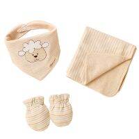 Spring and summer new baby double-layer triangle towel gloves small square cotton three-piece pack