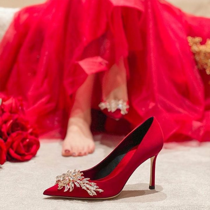 qiaoyiluo-รองเท้าแต่งงานไข่มุก-รองเท้าส้นสูง-รองเท้าแต่งงานของผู้หญิง-รองเท้าเจ้าสาว-งานแต่งงาน-รองเท้าสีแดง