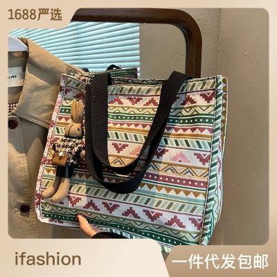 Ethnic Style Large Capacity Canvas Bag Female 2023 New College Student Class Commuter Bag Portable Shoulder Tote Bag