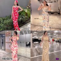 SS18079 เดรสยาวสายเดี่ยว คอแต่งถ่วงคอ พิมพ์ลาย Spaghetti strap long dress with a plunging neckline and a printed pattern