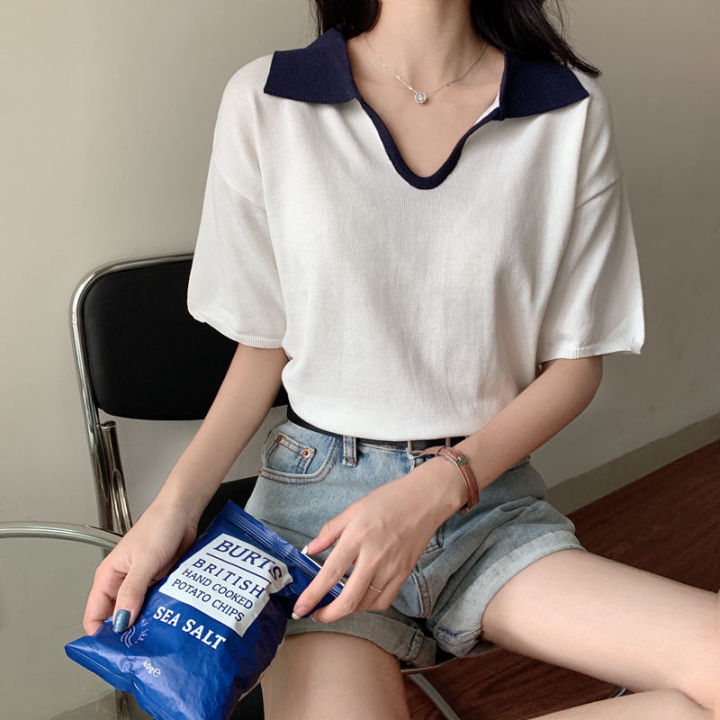 เสื้อยืดแขนสั้นคอวีหลวมสีตัดกันของผู้หญิงเสื้อถักอเนกประสงค์ลำลอง-mode-korea-ฤดูร้อน