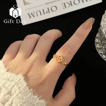 Which finger to wear ring for good luck | Fabulously | How to wear rings,  Rings, Middle finger ring