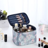 【CW】☍  Makeup Capacity Toiletries Organizer Storage Cases