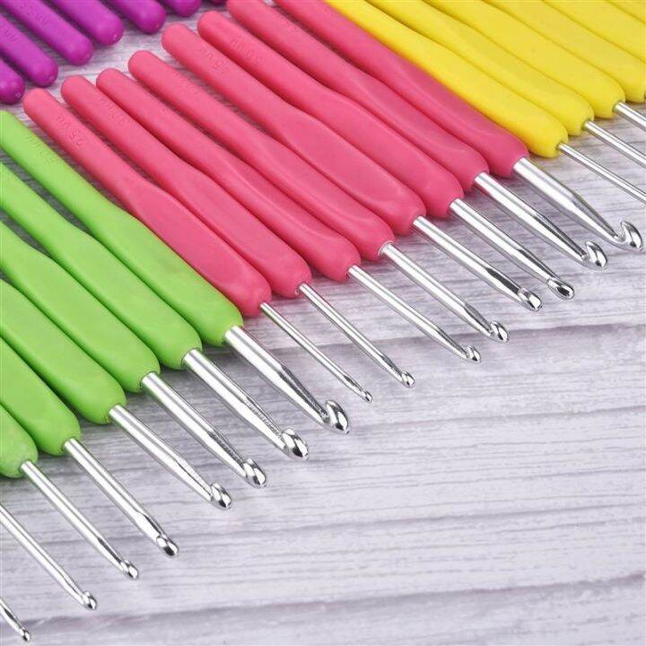 cw-8pcs-crochet-multicolor-plastic-handles-aluminum-knitting-needles-weave-yarn-sewing-set-2021