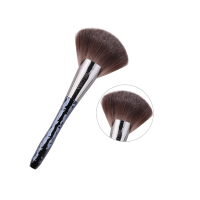 NEE CARA TAPERED FAN BRUSH (N900) : neecara นีคาร่า แปรงแต่งหน้า x 1 ชิ้น abcmall