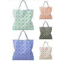 Issey Miyake 2023สีใหม่เล็บมีนาคมจำกัด Matte 6 6 × 6ไหล่แบบพกพาเลเซอร์กระเป๋าถือประดับเพชรเลเซอร์?