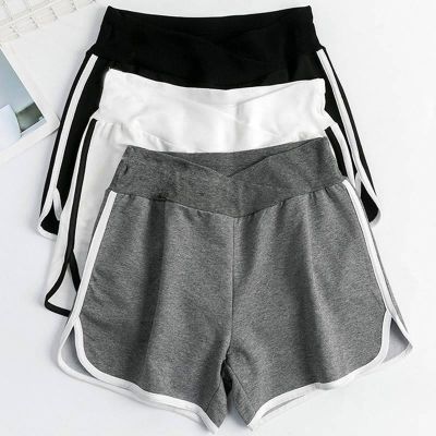 Maternity shorts summer 2020 new thin loose large size fashionable low-waist casual sports pants wear maternity clothes