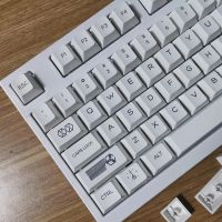 131 Keys Minimalist สีขาว PBT ข้อความเหมือนกับสำหรับ MX สวิทช์วิศวกรรมแป้นพิมพ์เชอร์รี่รายละเอียดปุ่มกดที่กำหนดเองเสมือนสงครามที่สำคัญหมวก DIY