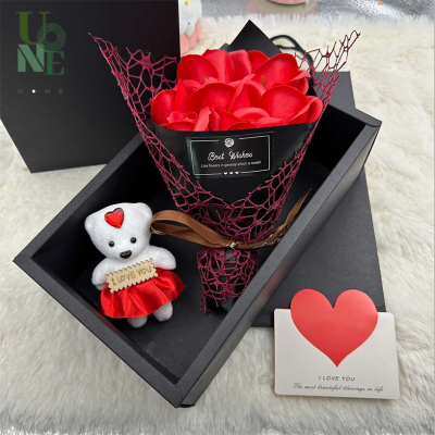 UoneHome พร้อมส่ง ♥ H056 กล่องของขวัญช่อกุหลาบสบู่7ดอกตุ๊กตาหมี พร้อมถุงสีดำ มีการ์ดเขียนคำอวยพร ของขวัญให้เพื่อนให้แฟน/วาเลนไทน์