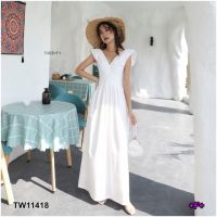 B11418 แม้กซี่เดรสคอวีไหล่ระบาย off shoulder v-neck maxi dress