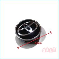 ฝาล้อ Toyota สีดำของแท้ขนาด 52 mm จำนวน 1 อัน สามารถใส่ได้กับรถ Toyota vios vigo camry yaris alits**มาร้านนี่จบในที่เดียว**คุณภาพดีจริง จบในที่เดียว**