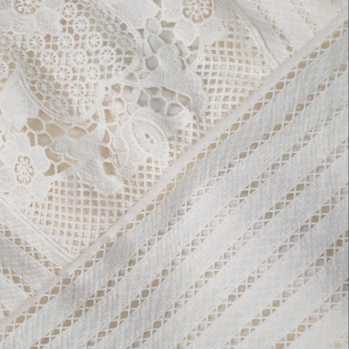 p012-001-pimnadacloset-guipure-lace-dress
