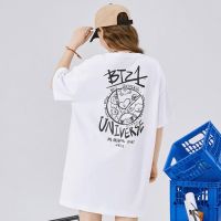 ดูดีนี่ คอลูกเรือเสื้อยืดคอกลมเสื้อยืดลําลอง แขนสั้น พิมพ์ลายการ์ตูน Kpop BTS UTOPIA Q Version แฟชั่นฤดูร้อน สําหรับผู้ช